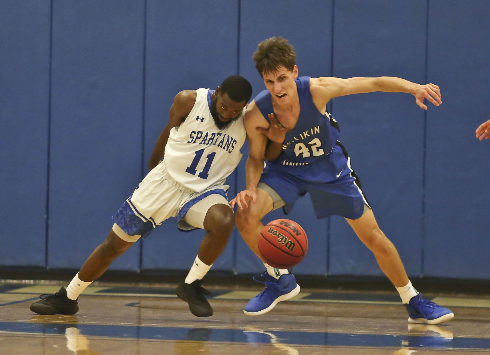Millikin Mens Basketball 23 11.08.18.JPG